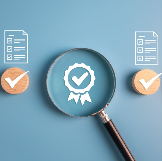 Normes et conformité : un enjeu essentiel pour vos motorisations de portails et systèmes de contrôle d’accès